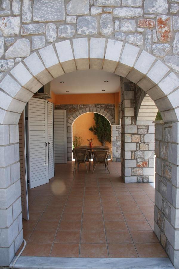 Sea And Mountain View Villa Kalamata Exterior photo