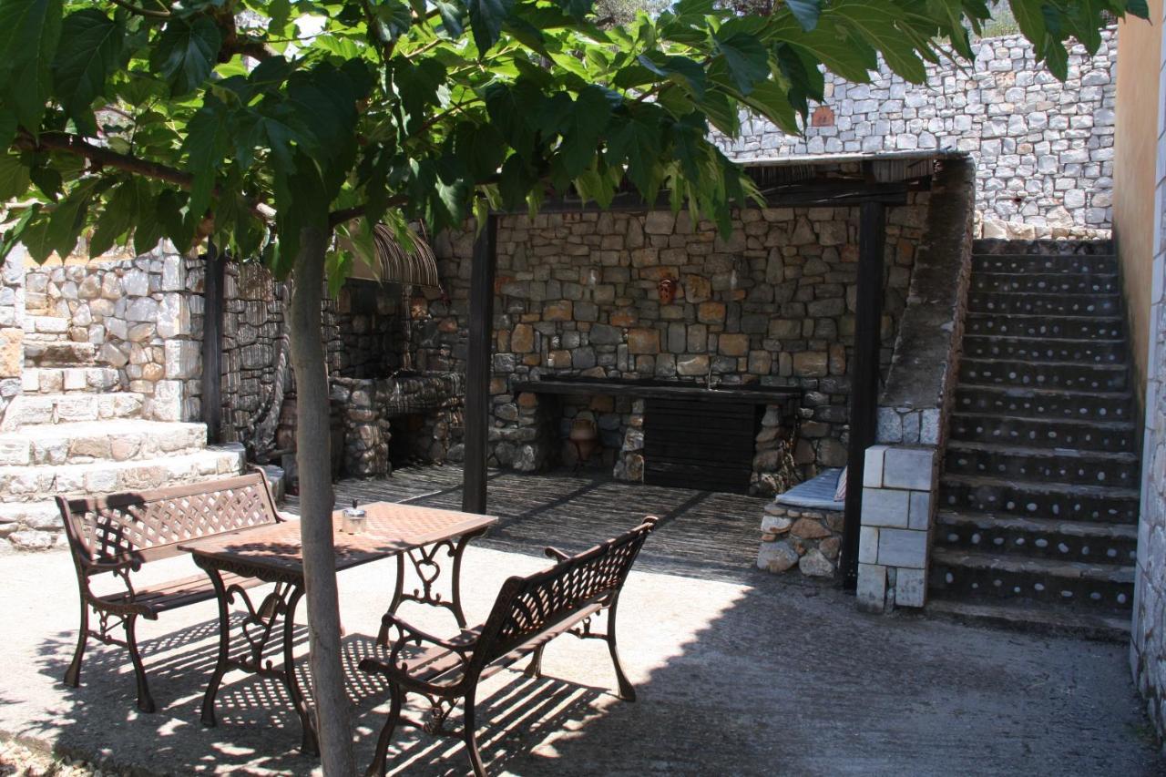Sea And Mountain View Villa Kalamata Exterior photo