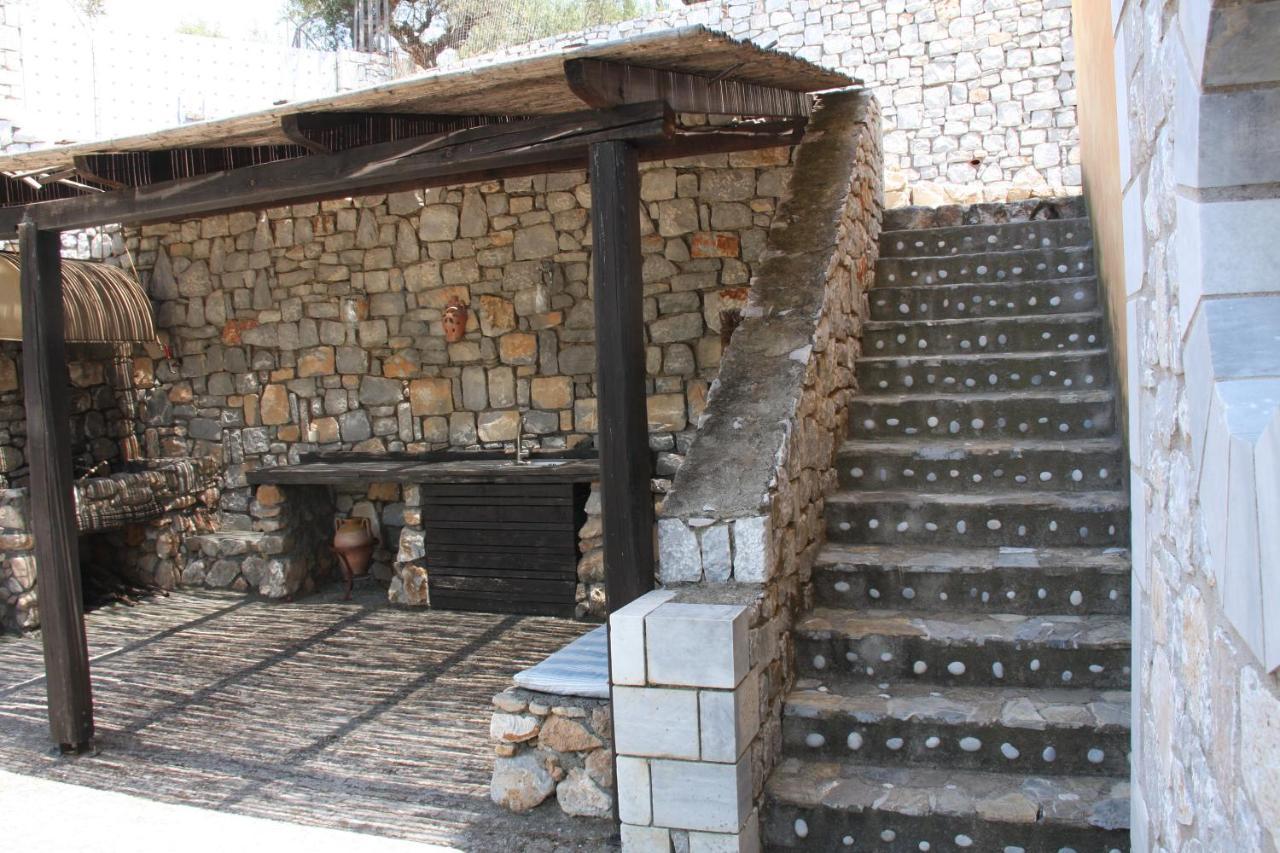 Sea And Mountain View Villa Kalamata Exterior photo