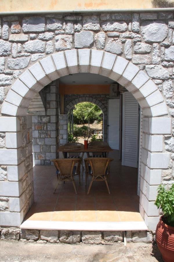 Sea And Mountain View Villa Kalamata Exterior photo