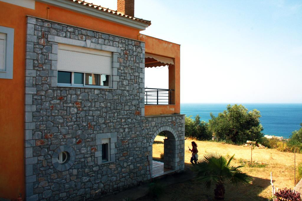 Sea And Mountain View Villa Kalamata Exterior photo
