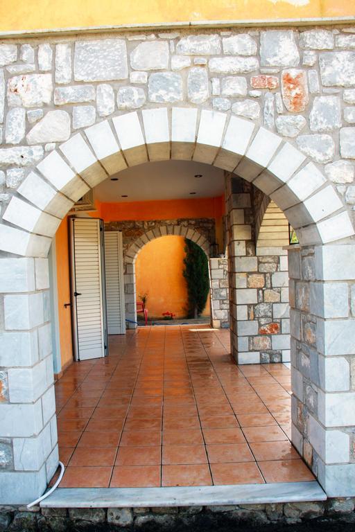 Sea And Mountain View Villa Kalamata Exterior photo